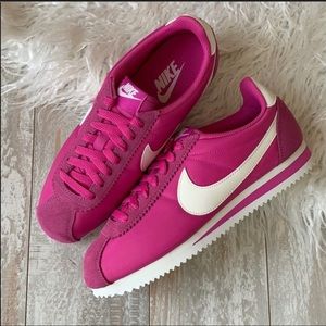 💕 nike Cortez training sneakers